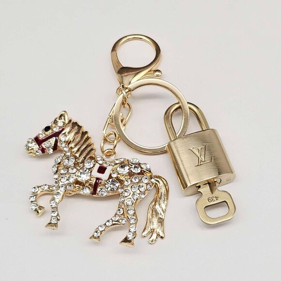 Authentic Louis Vuitton Lock & Key with unbranded Bagcharm, Keycharm, Keychain - Picture 1 of 9